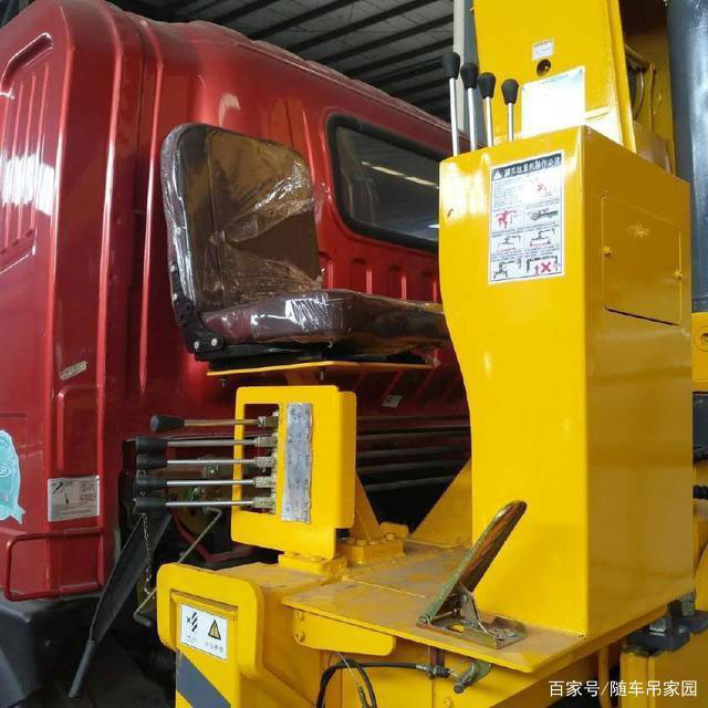 张家界众诚机械设备租赁有限公司,吊车出租,张家界高空作业车出租